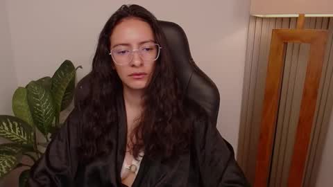 Snapshot of miaportman chatting on 02-16-26, 08:21 MIAPORTMANN online show from 02-16-26, 08:21