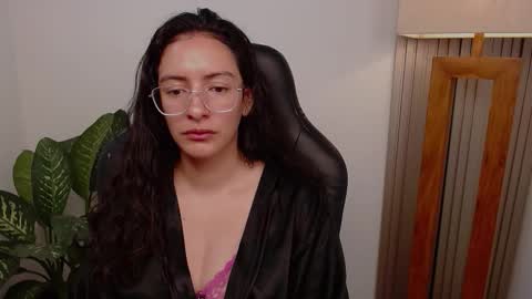 Snapshot of miaportman chatting on 02-17-26, 08:11 MIAPORTMANN online show from 02-17-26, 08:11