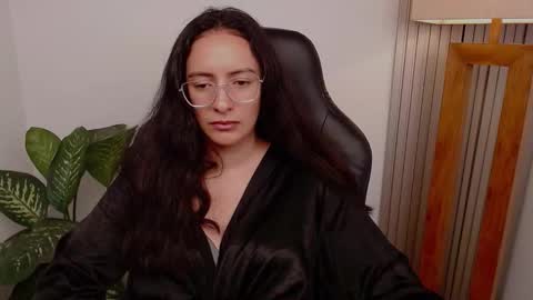 Snapshot of miaportman chatting on 02-23-26, 07:00 MIAPORTMANN online show from 02-23-26, 07:00