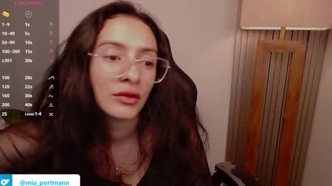 Snapshot of miaportman chatting on 03-01-26, 07:54 MIAPORTMANN online show from 03-01-26, 07:54