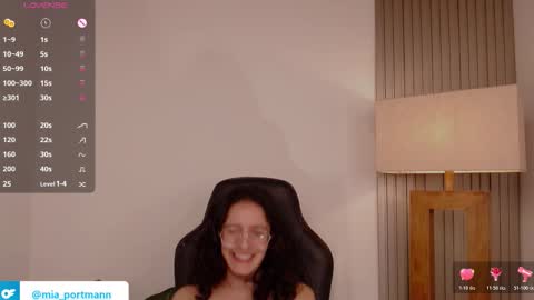 Snapshot of miaportman chatting on 03-06-26, 03:47 MIAPORTMANN online show from 03-06-26, 03:47