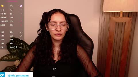 MIAPORTMANN online show from 04-12-26, 07:35