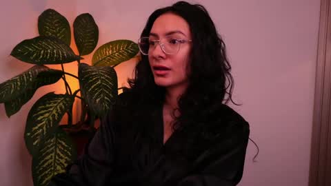 Snapshot of miaportman chatting on 05-22-26, 09:15 MIAPORTMANN online show from 05-22-26, 09:15