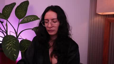 Snapshot of miaportman chatting on 06-09-26, 09:10 MIAPORTMANN online show from 06-09-26, 09:10