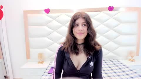 Sweetie Mia online show from 02-13-25, 03:35