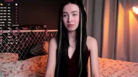 Liz online show from 07-12-26, 05:26