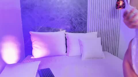 miascott5 online show from 03-11-25, 09:15