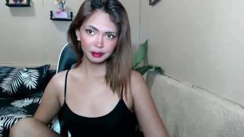 mia online show from 07-07-26, 12:02