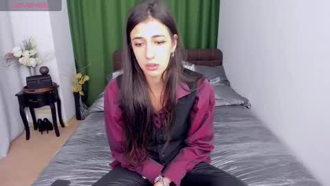 Snapshot of miasilk chatting on 03-03-25, 09:22 Miayna Silk online show from 03-03-25, 09:22