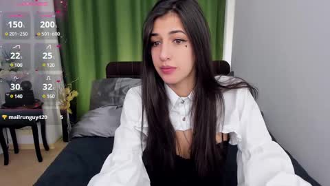 Snapshot of miasilk chatting on 03-04-25, 05:24 Miayna Silk online show from 03-04-25, 05:24