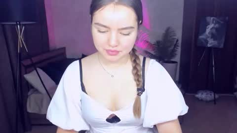 Snapshot of miasmart chatting on 01-08-26, 05:43 miasmart online show from 01-08-26, 05:43