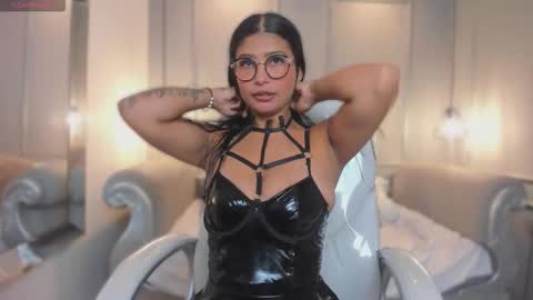 Mia  online show from 02-21-26, 03:18