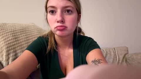 miasmith_001 online show from 05-31-26, 02:20