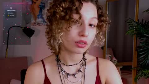 Snapshot of miasun_shine chatting on 03-30-26, 06:47 MIA online show from 03-30-26, 06:47