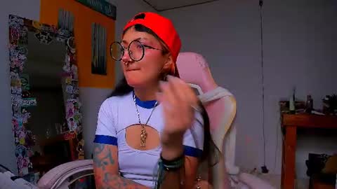Snapshot of miauwunita chatting on 07-16-26, 10:27 miauwunita online show from 07-16-26, 10:27
