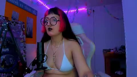 Snapshot of miauwunita chatting on 08-01-26, 10:52 miauwunita online show from 08-01-26, 10:52