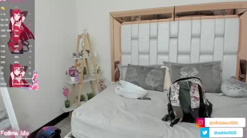 Mia Villalobos online show from 02-24-25, 09:53