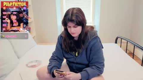 Mia  online show from 04-14-26, 12:33