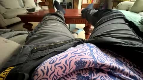 Snapshot of michael12643 chatting on 10-09-25, 08:56 James online show from 10-09-25, 08:56