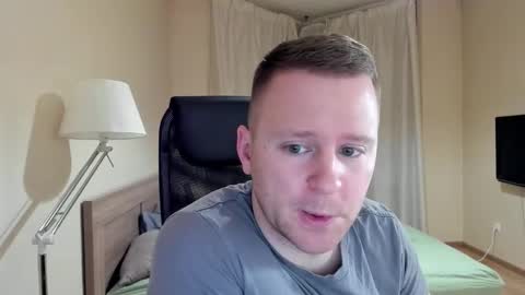 Snapshot of michael_birkin chatting on 12-25-24, 06:09 Michael Birkin online show from 12-25-24, 06:09