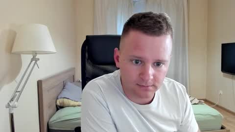 Snapshot of michael_birkin chatting on 02-28-25, 03:04 Michael Birkin online show from 02-28-25, 03:04