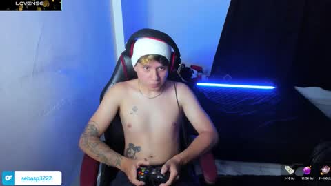 Snapshot of michael_kendall0 chatting on 10-18-25, 01:08 michael independent model  online show from 10-18-25, 01:08