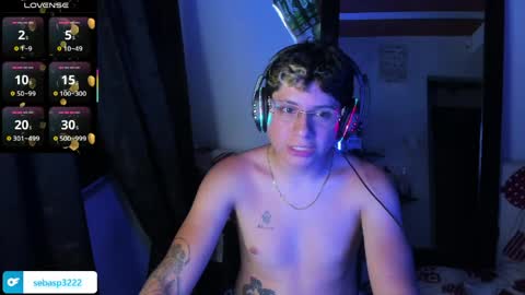 michael independent model  online show from 04-08-26, 12:32