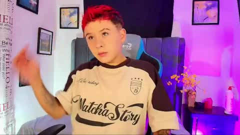 michael_lopez_1 online show from 10-04-25, 11:08