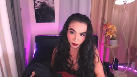 Snapshot of michaelagoddess chatting on 01-19-26, 10:30 michaelagoddess online show from 01-19-26, 10:30