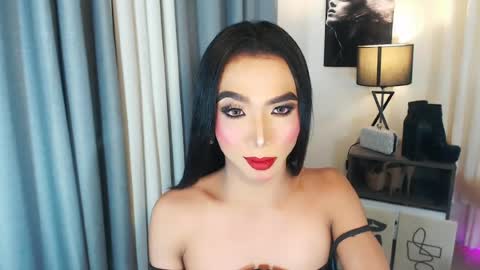 Snapshot of michaelagoddess chatting on 06-17-26, 05:03 michaelagoddess online show from 06-17-26, 05:03