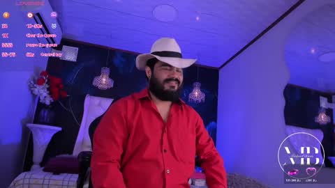 Snapshot of michaelbear_ chatting on 02-13-26, 02:46 Michael online show from 02-13-26, 02:46