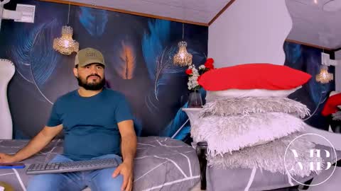 Snapshot of michaelbear_ chatting on 02-28-26, 12:06 Michael online show from 02-28-26, 12:06