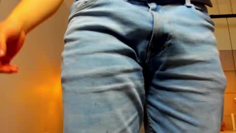 MichaelConnor  online show from 01-07-25, 12:09