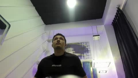 MichaelConnor  online show from 01-31-25, 12:07