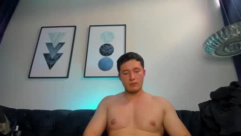 MichaelConnor  online show from 02-05-25, 06:04