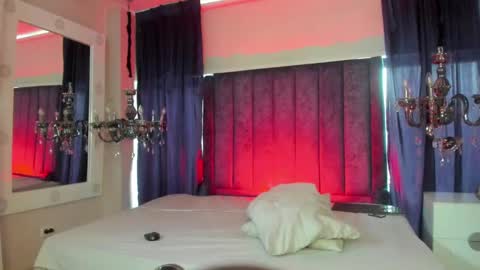 MichaelConnor  online show from 03-07-25, 11:51