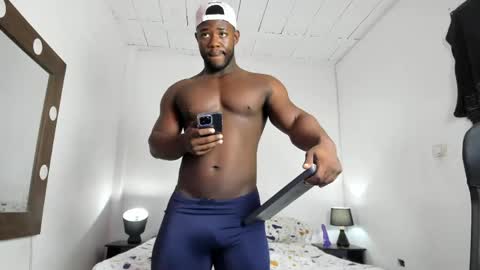 michaell_donnovann online show from 06-05-26, 06:57