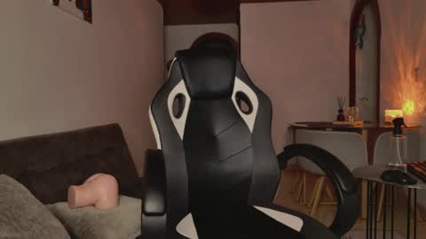 Snapshot of michel_g22 chatting on 05-14-26, 12:06 michel g22 online show from 05-14-26, 12:06
