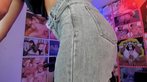 michel_lopez18 online show from 01-25-25, 11:02