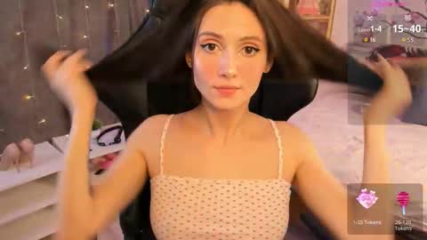 Snapshot of michel_momsen chatting on 02-20-26, 12:49 Michel online show from 02-20-26, 12:49