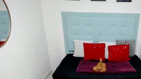 michel_rous_la_mas_caliente online show from 09-27-25, 01:49