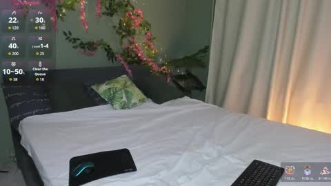 michele_mack online show from 12-05-25, 03:04