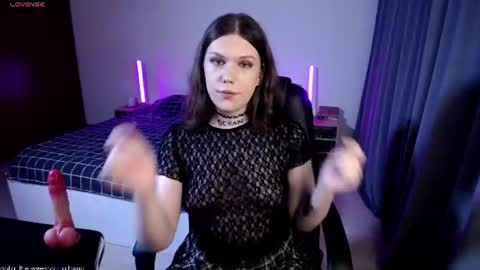 MicheleDoll online show from 06-15-26, 08:00