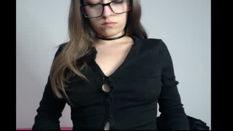 Snapshot of michell_bunny13 chatting on 05-07-26, 01:55 Michell online show from 05-07-26, 01:55