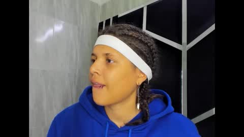 michell_rs online show from 03-05-25, 04:13