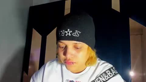 michell_rs online show from 09-29-25, 03:22