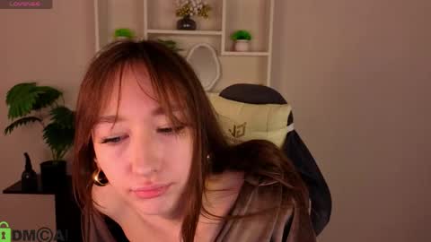 Michelle online show from 04-21-26, 01:42