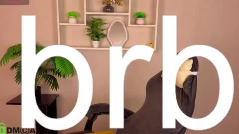 Michelle online show from 04-21-26, 02:51