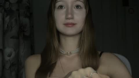 Snapshot of michelle_neely chatting on 09-30-25, 10:15 michelle_neely online show from 09-30-25, 10:15