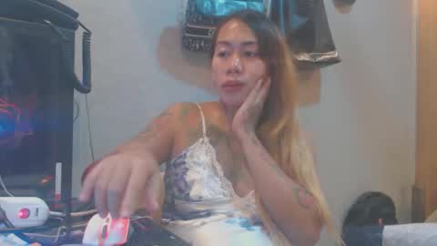 michelle_ux online show from 11-25-25, 12:27